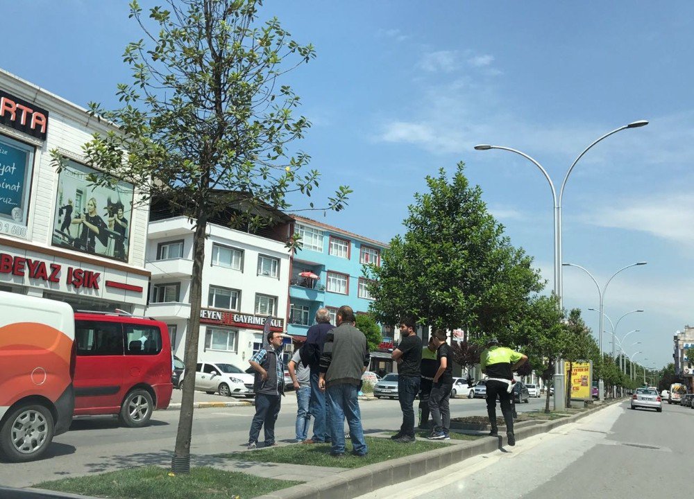 Sakarya’da Trafik Kazası: 1 Yaralı