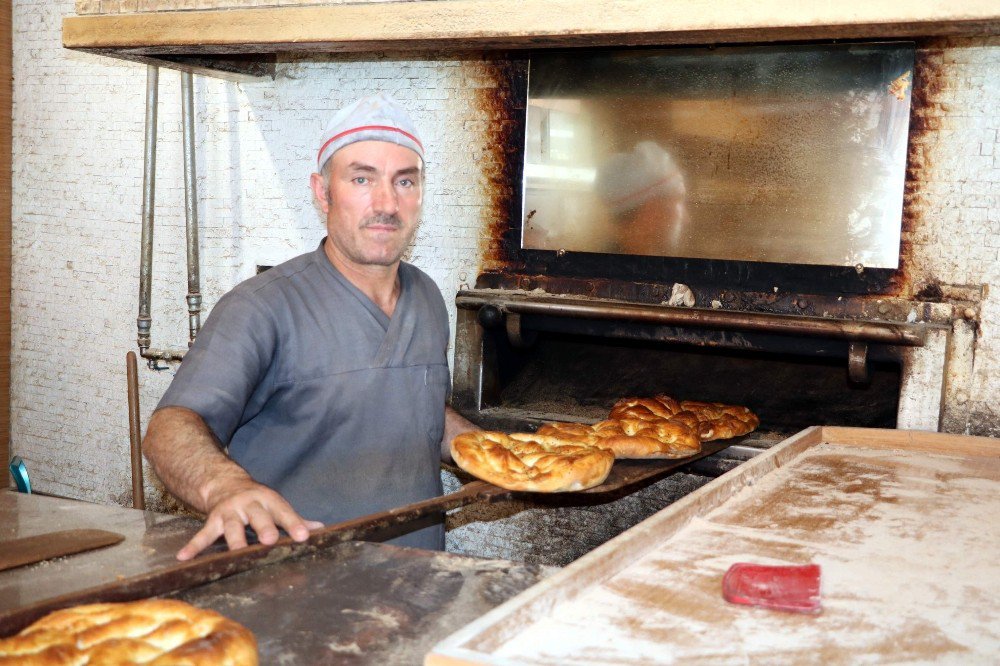 300 Derece Fırın Sıcaklığında Oruç Tutuyorlar