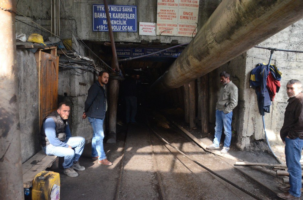 Göçükte Kalan İşçiler Kurtarma Çalışmaları 12. Saatte