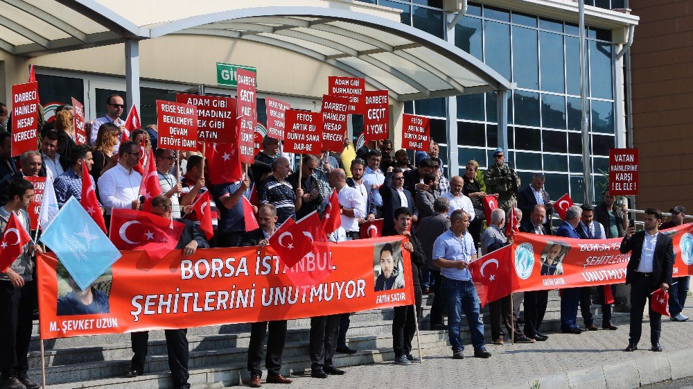 İstanbul’daki ’Darbe Ana Davası’na Devam Ediliyor