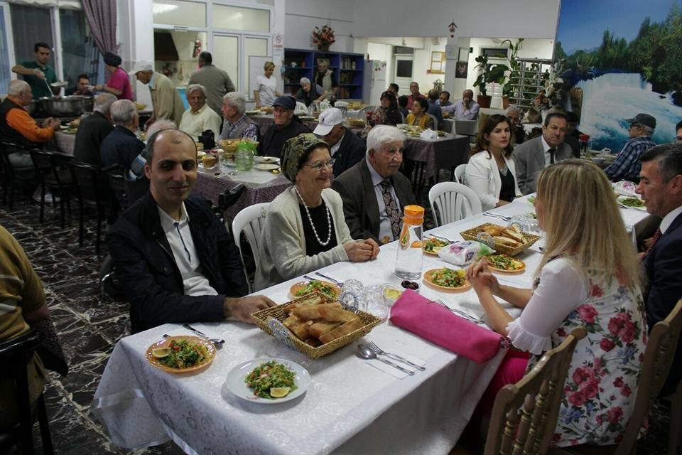 Kaymakam Sırmalı, Huzurevi Sakinleri İle İftar Yaptı