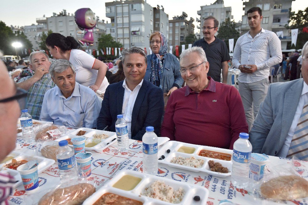 Baykal, Muratpaşa’nın İftar Programına Katıldı