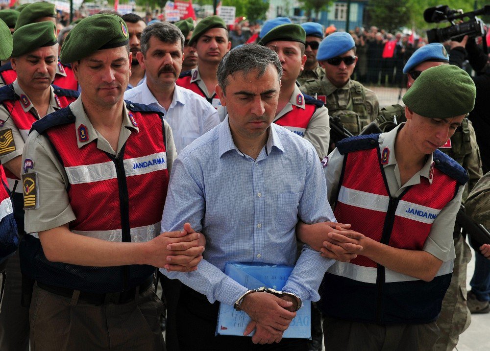 Darbe Sanığı Barış: "Bu Darbeyi Kimin Yaptığını Sizden Daha Çok Merak Ediyorum"