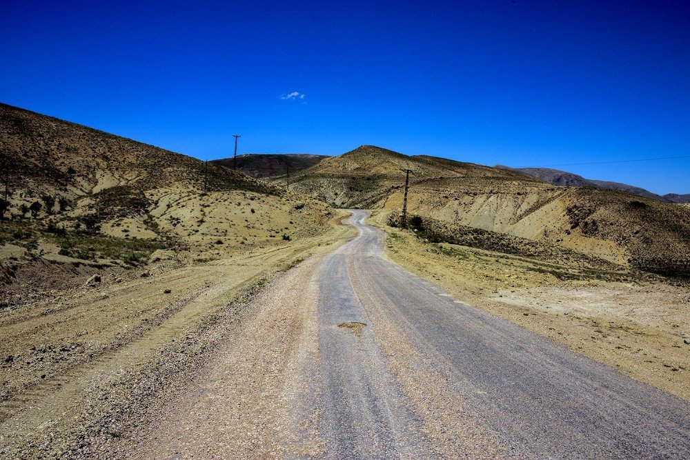 Darende’de Yol Açma Ve Genişletme Çalışmaları