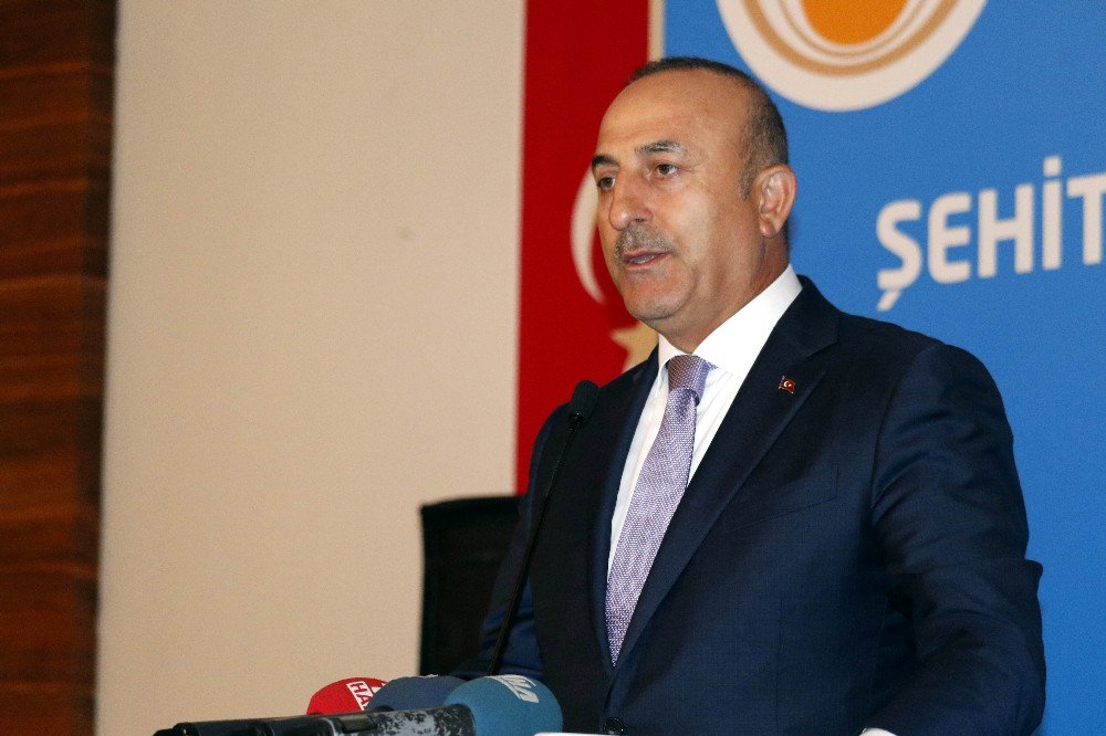 Bakan Çavuşoğlu: "Tüm Şehitliklerimizi Tek Tek Bulup Yeniden İhya Edeceğiz"