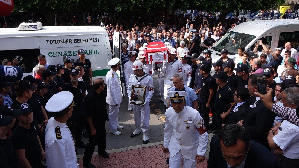 Mersinli Şehit Mustafa Sarı Son Yolculuğuna Uğurlanıyor