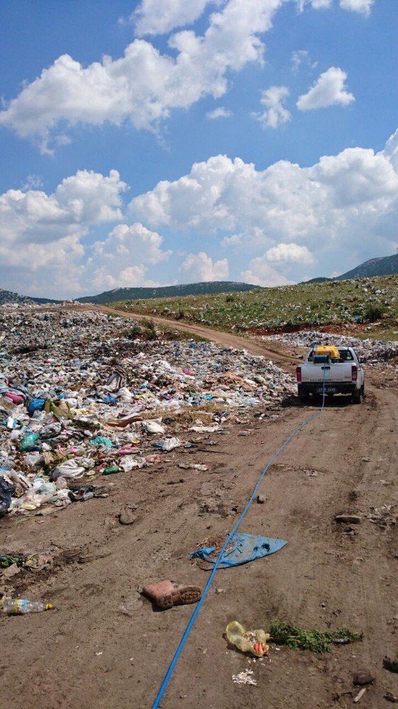 Kırkağaç Çöplüğü Haşerelere Karşı İlaçlandı