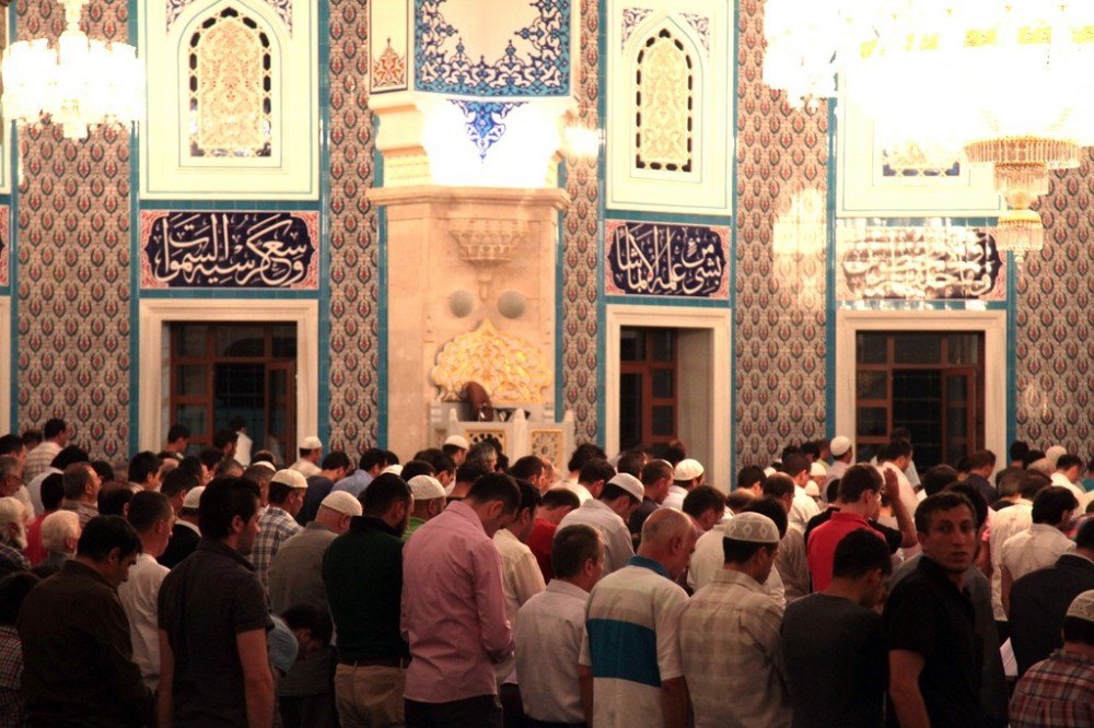 İlk Enderun Teravih Namazı Seyitnizam Camii’nde Kılınacak