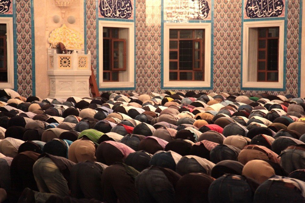 İlk Enderun Teravih Namazı Seyitnizam Camii’nde Kılınacak