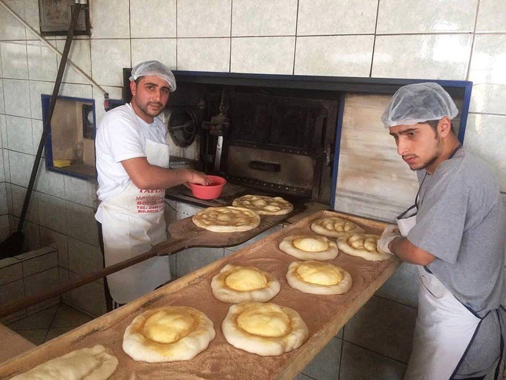 Ramazan Pidesi Damaklara Hitap Ediyor