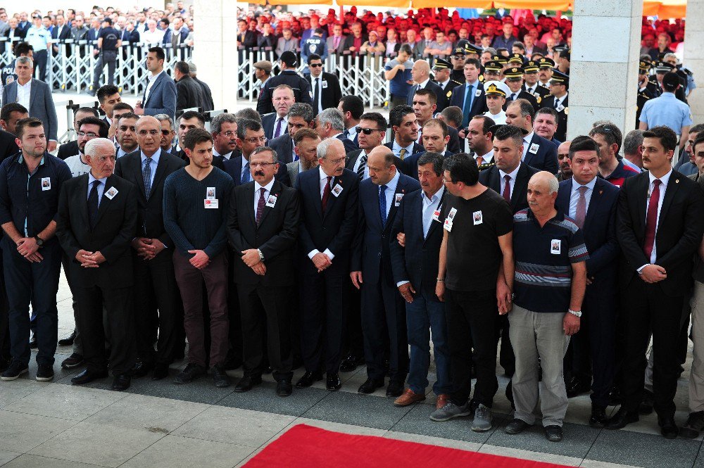 Şehit Tümgeneral Aydoğan Aydın Son Yolculuğuna Uğurlandı