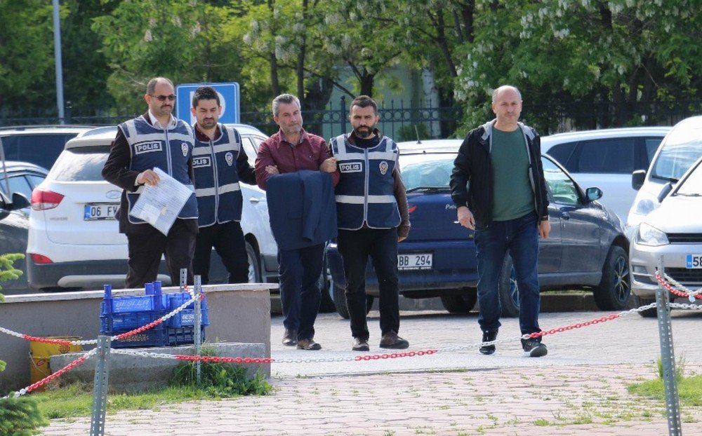 Akrabasını Silahla Vurup, Parasını Yağmalayan Şahıs Yakalandı