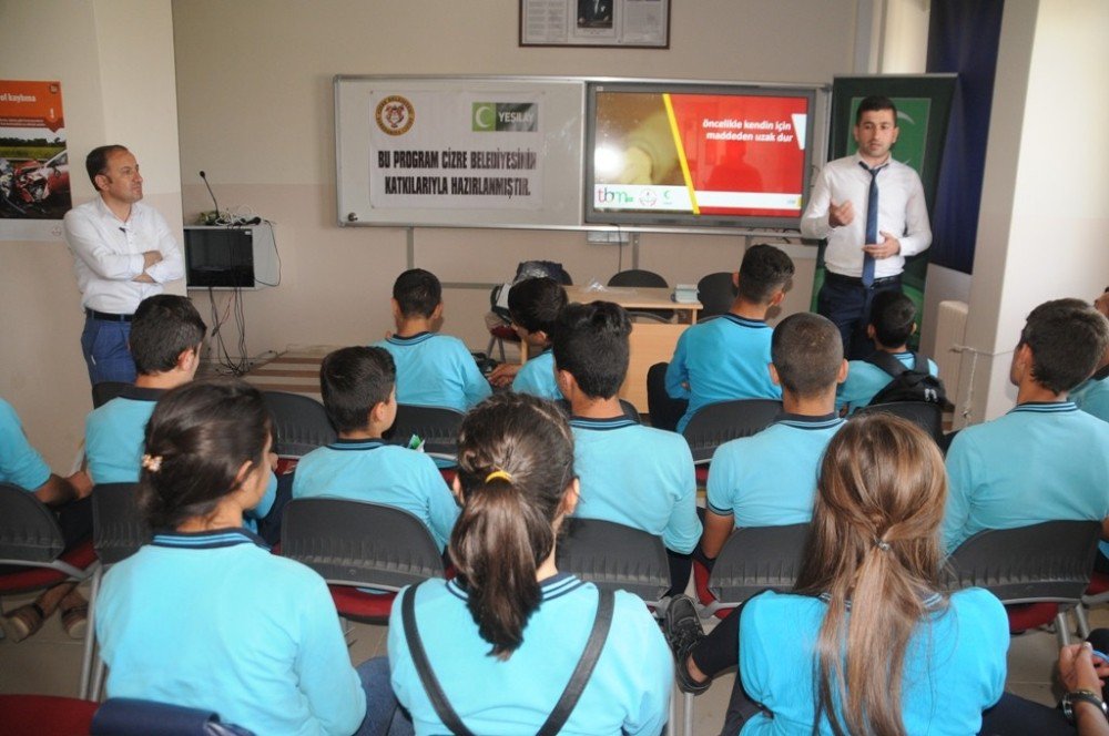 Cizre’de Öğrencilere Yönelik Uyuşturucu Konferansı Devam Ediyor