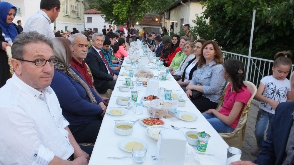 Bu Köydekiler, Dedelerinden Kalan İftar Geleneğini Sürdürüyor