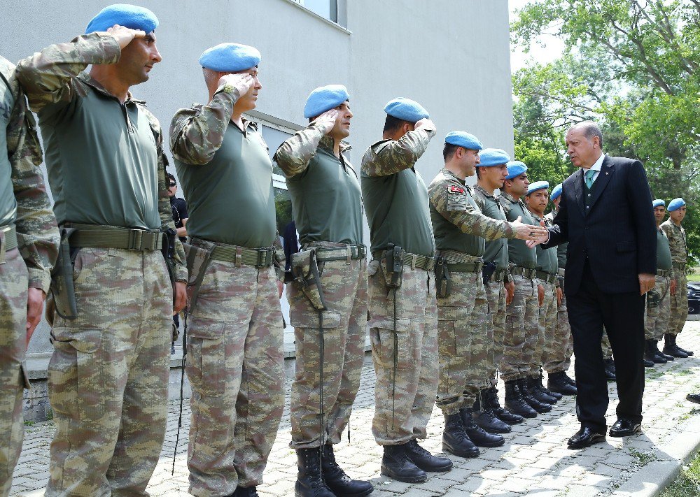 Cumhurbaşkanı Erdoğan’dan Hadımköy Jandarma Tabur Komutanlığına Taziye Ziyareti