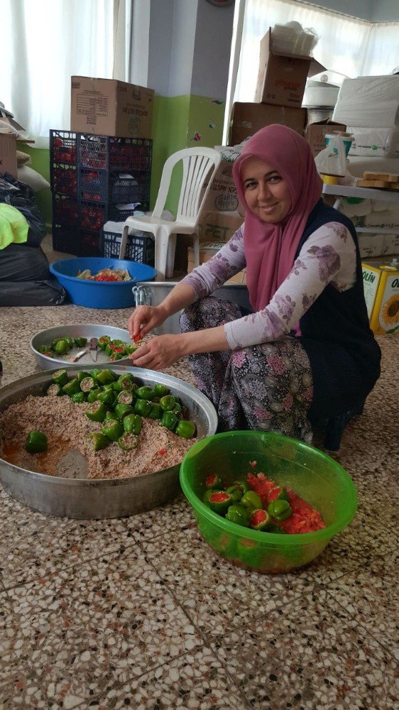 İftar Yemekleri Sarıcakayalı Kadınlardan