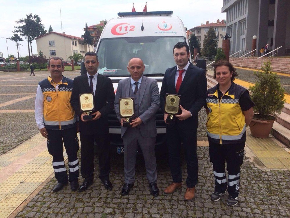 Giresun’da Yılın Sağlıkçıları Ödüllendirildi