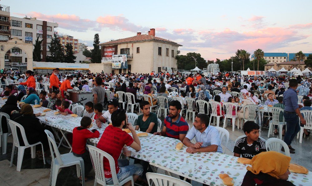 Başkan Demirkol Engelliler İle İftar Sofrasında Bir Araya Geldi