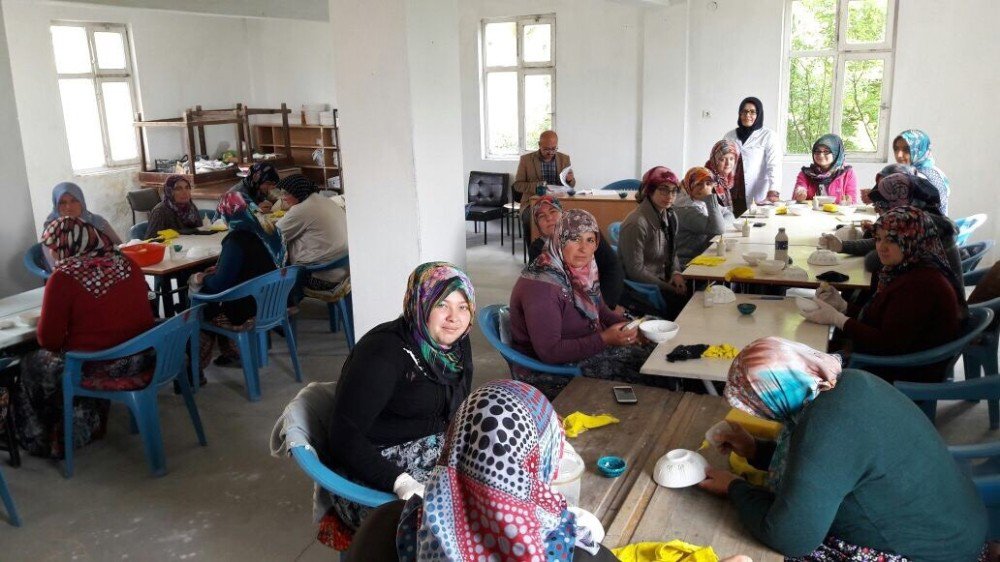 Hisarcık’ta Çini İşlemeciliği Ve Çinicilik Kursu Açıldı