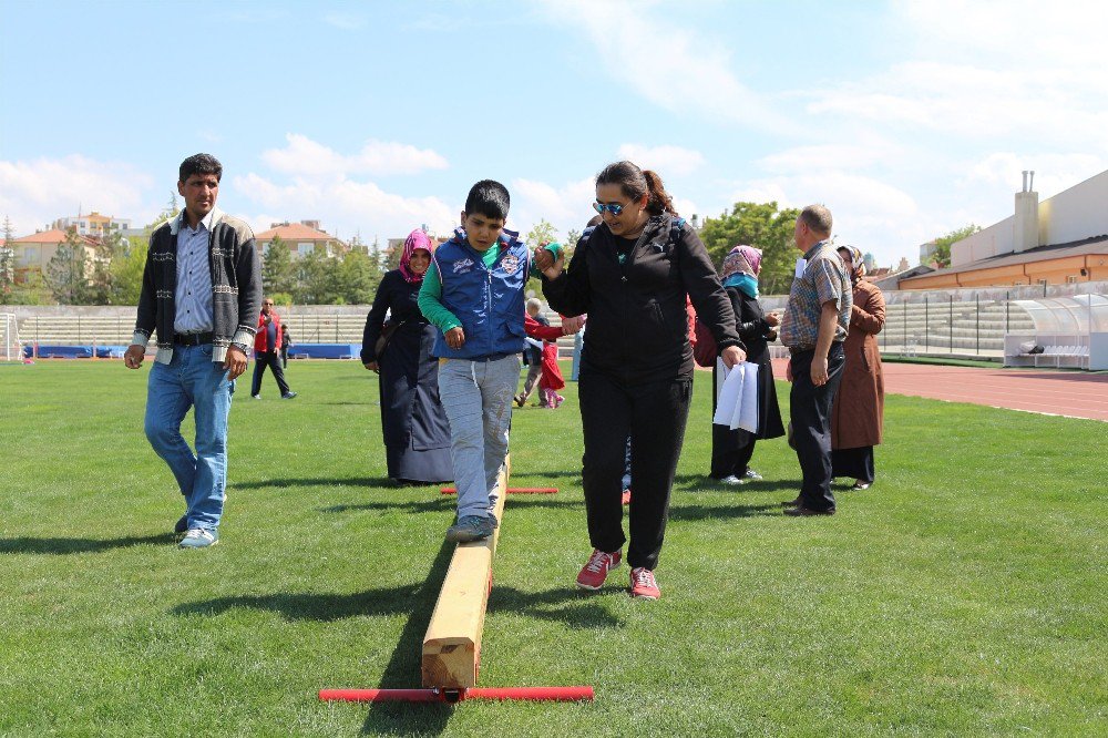 Karaman’da Otizmli Çocuklar Spor Yaptı