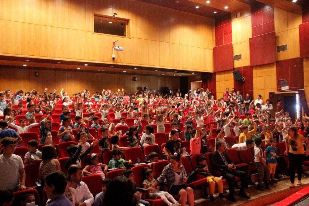 Tunceli’de ’14. Çocuk Filmleri Festivali’