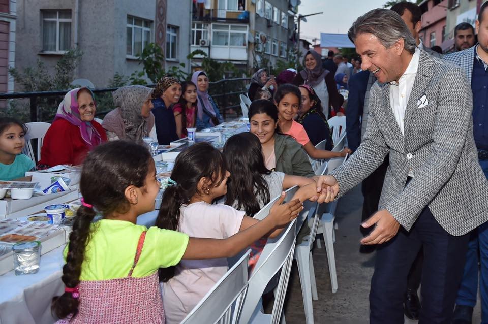 Başkan Demircan: “İftar Sofraları Bize Bölüşmeyi Ve Kardeşliği Öğretiyor”