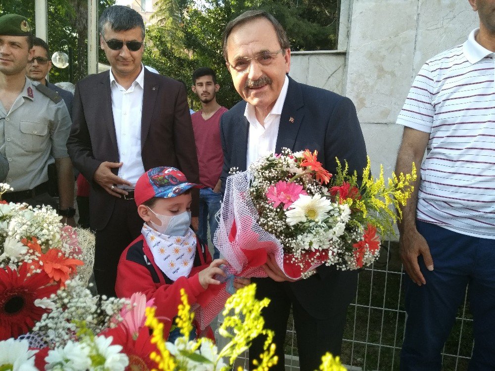 Bafra’da Asker Ve Polis Lösemili Çocuklar İçin Yürüdü