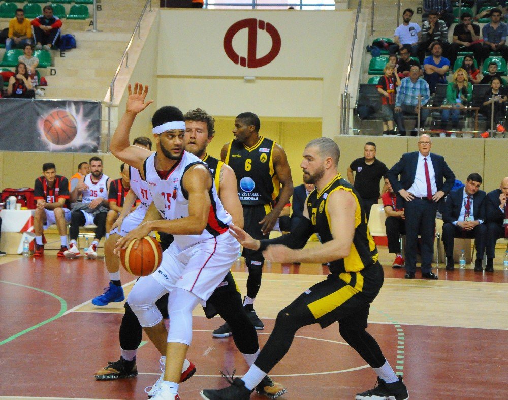 Final-four’da Duncan Fırtınası