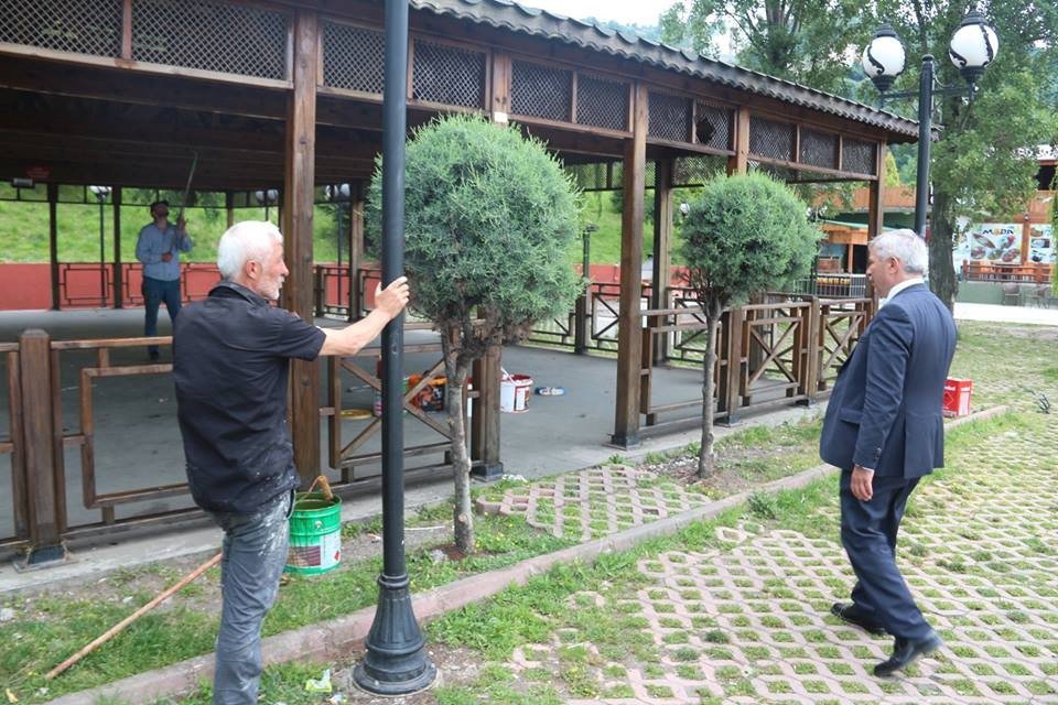 Kozlu Sahilinde Onarım Çalışmaları Sürüyor