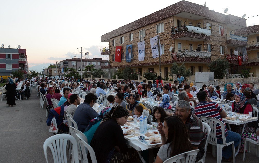 Büyükşehir İftar Sofrası Altınova Ve Meydan Kavağı’nda Kuruldu