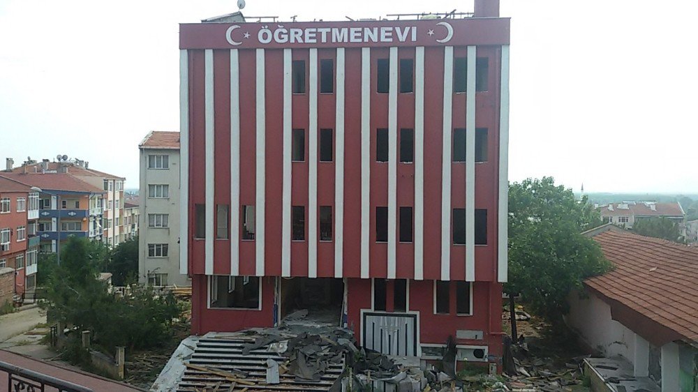 Edirne Öğretmenevi Binası Yıkılacak