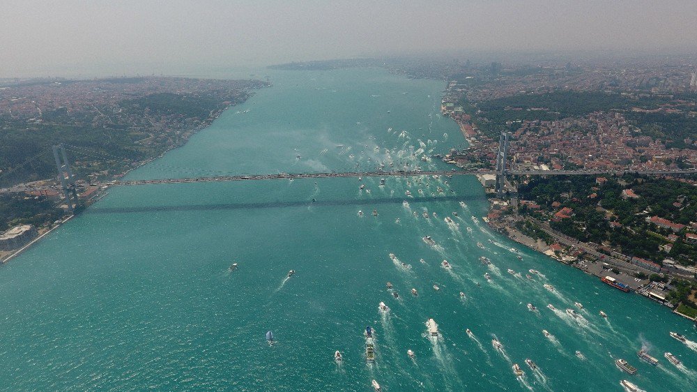 İstanbul Boğazı’nda Beşiktaş Alayı Havadan Görüntülendi