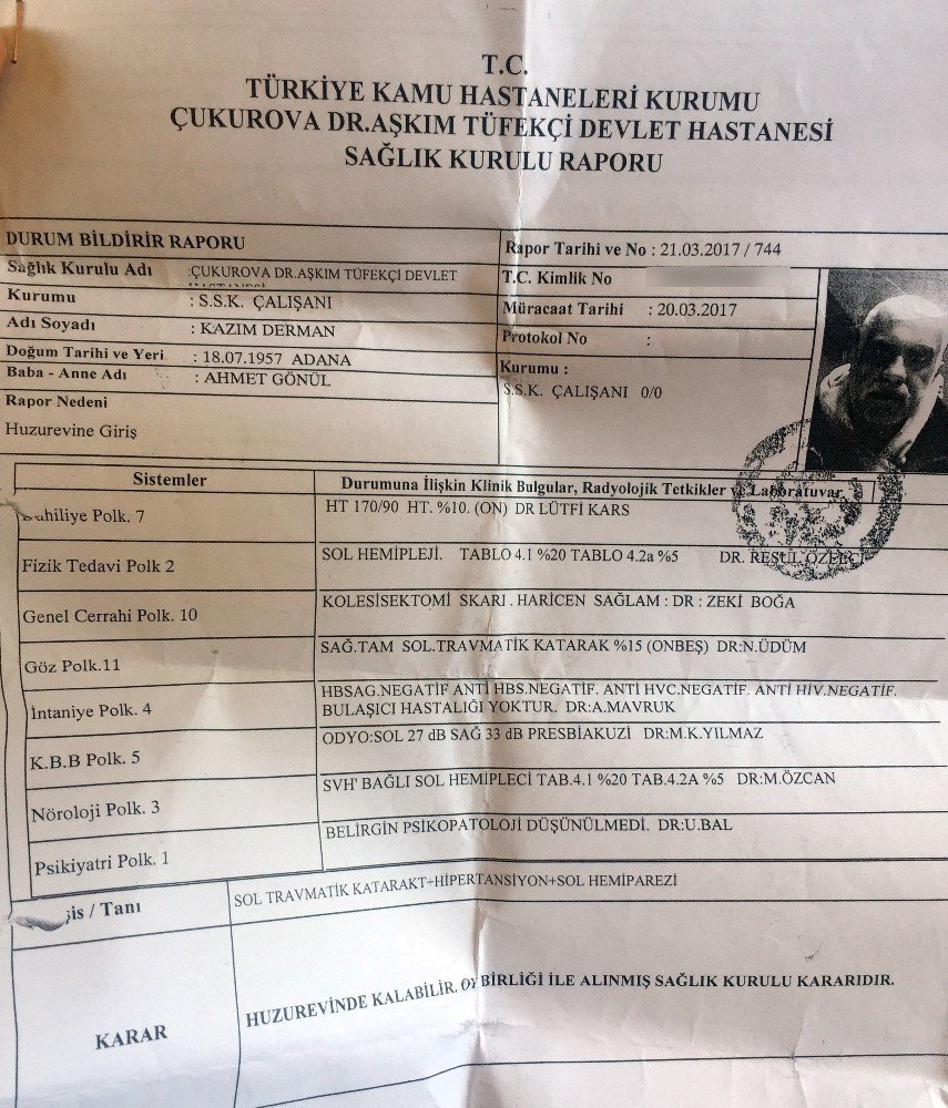 Oğlu Finlandiya’da Bir Üniversitede Öğretim Görevlisi Olan Kısmi Felçli Adam, Hayatta Kalma Mücadelesi Veriyor