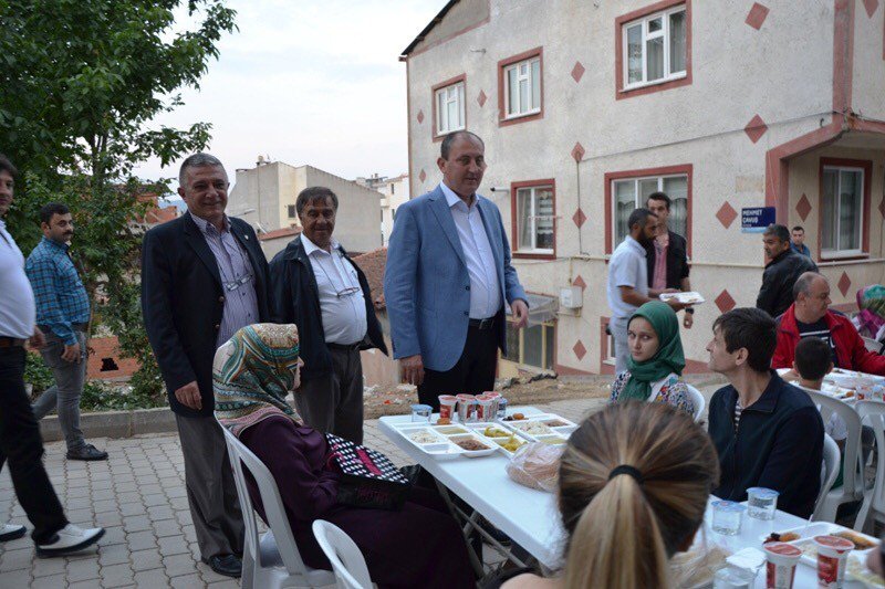 Çiçeklidede Sakinleri İftarda Buluştu