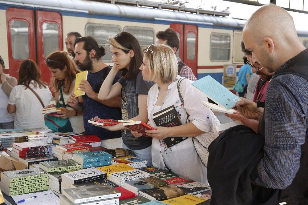 Kadıköy Kitap Günleri’ne Yoğun İlgi