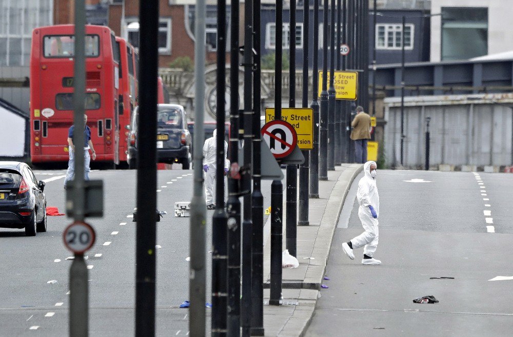 Londra’da Terör Baskını