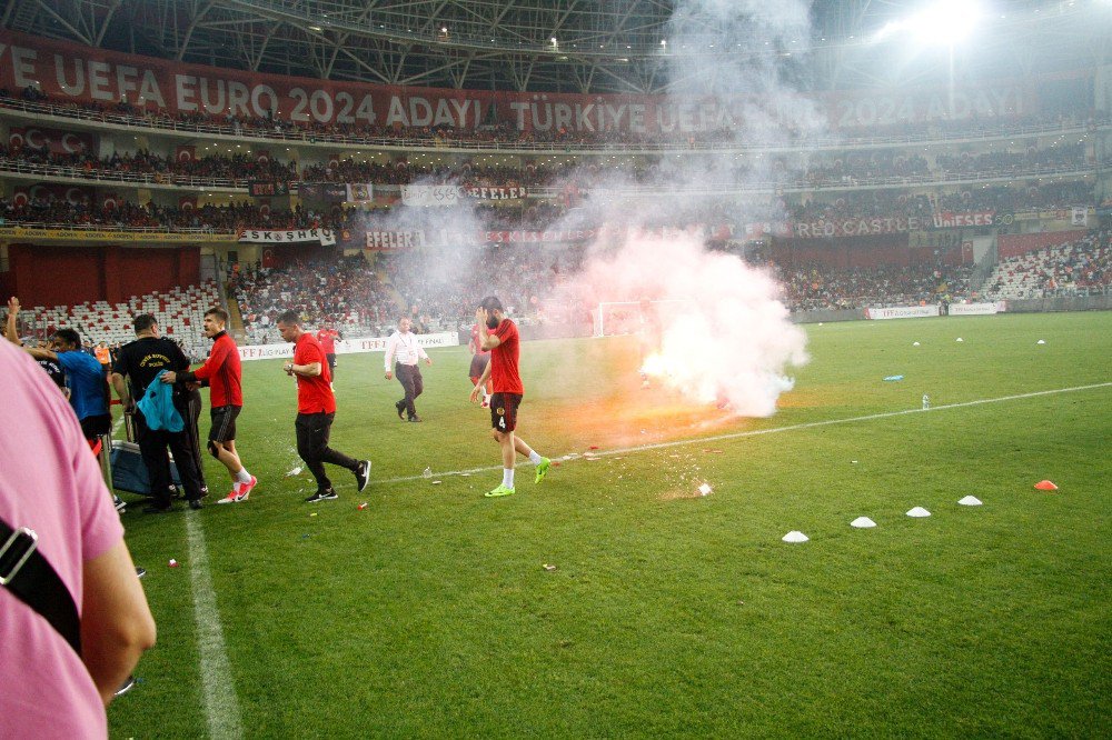 Final Maçı Başladığı Gibi Durdu