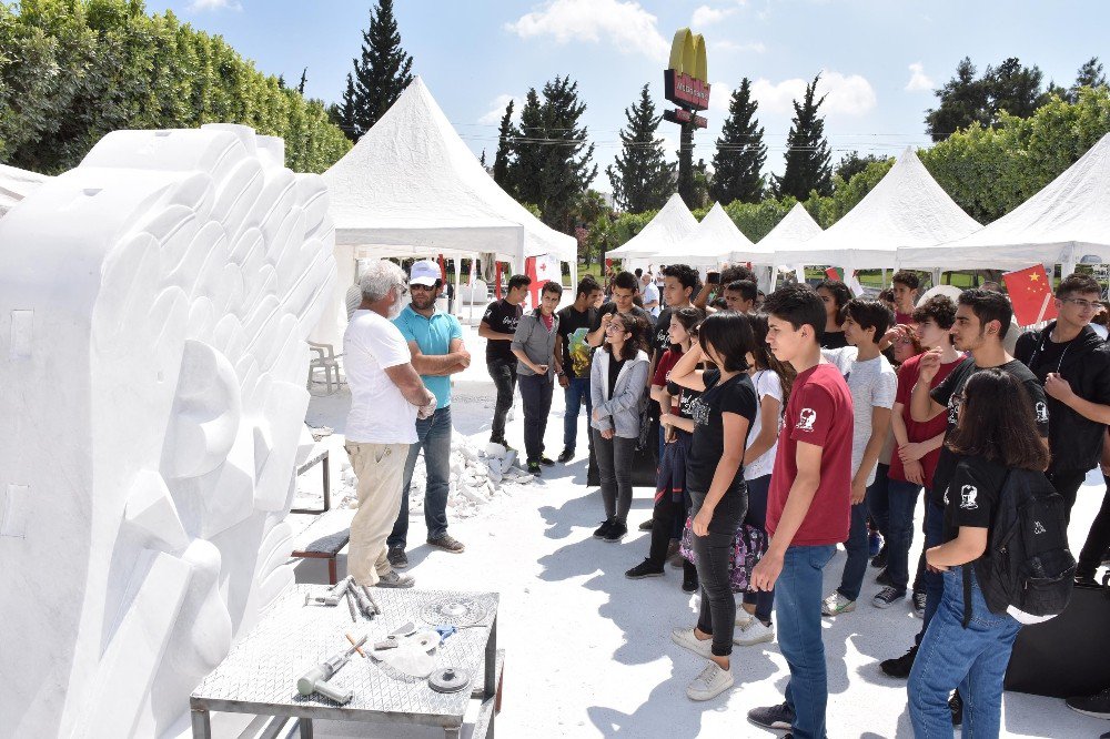 Geleceğin Sanatçıları Heykel Sempozyumunda