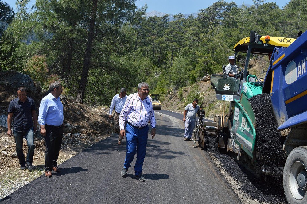 Kemer Ovacık Yoluna Sıcak Asfalt