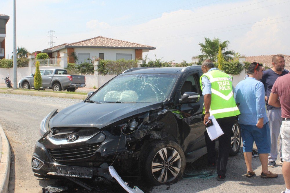 Babasının Otomobilini Kaçıran 16 Yaşındaki Çocuk Kaza Yaptı: 1 Yaralı