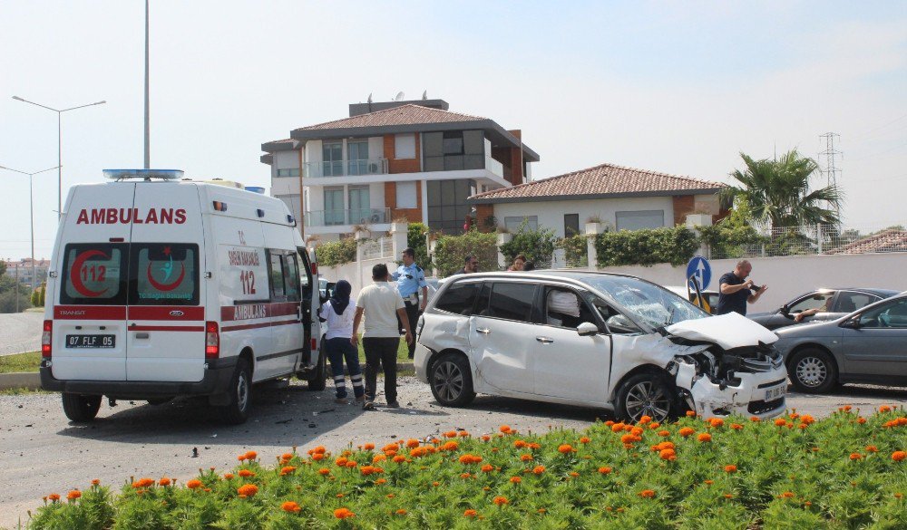 Babasının Otomobilini Kaçıran 16 Yaşındaki Çocuk Kaza Yaptı: 1 Yaralı