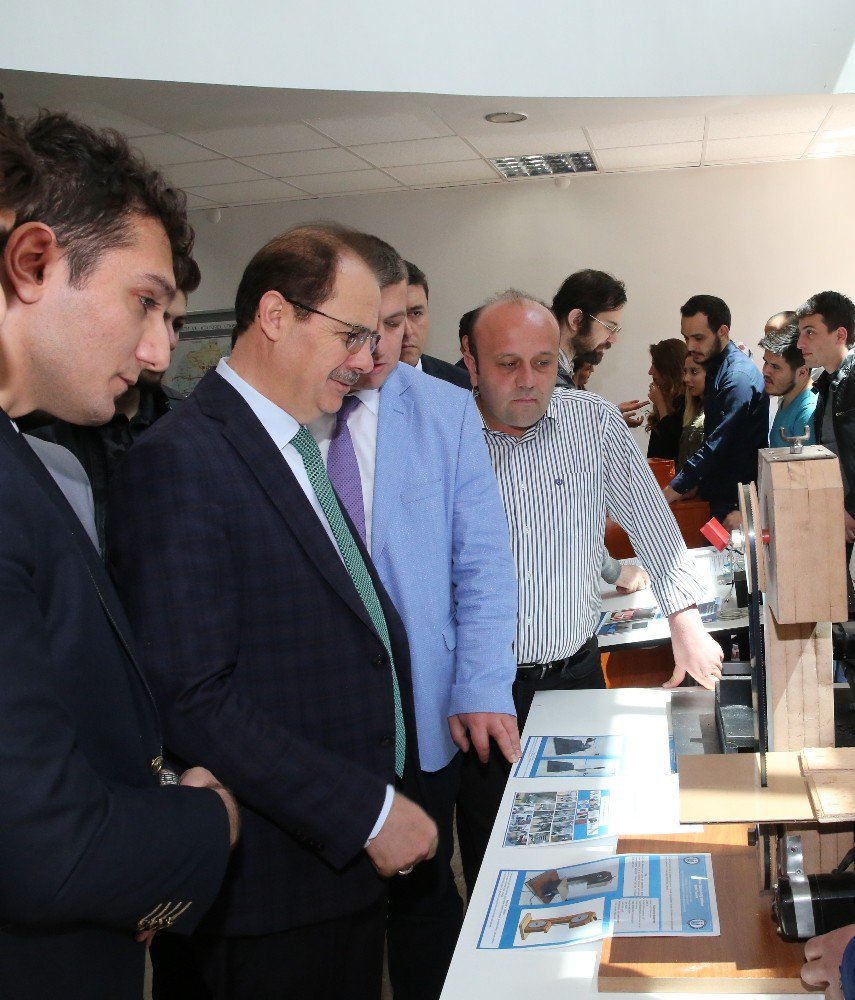 Bayburt Üniversitesinde Ar-ge Projeleri Sergisi Düzenlendi