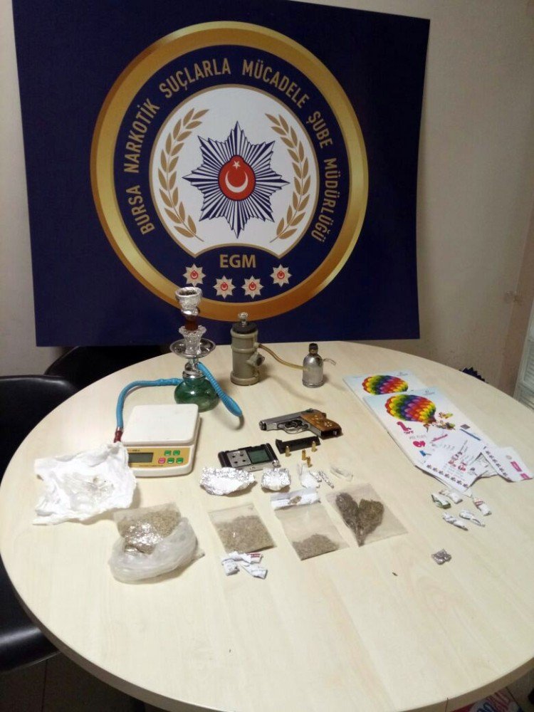 Bursa Polisi Zehir Tacirlerine Göz Açtırmıyor