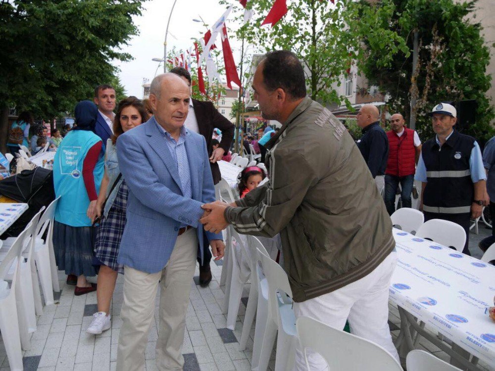 Büyükçekmece Ailesi, Ramazan’ı Dolu Dolu Yaşıyor