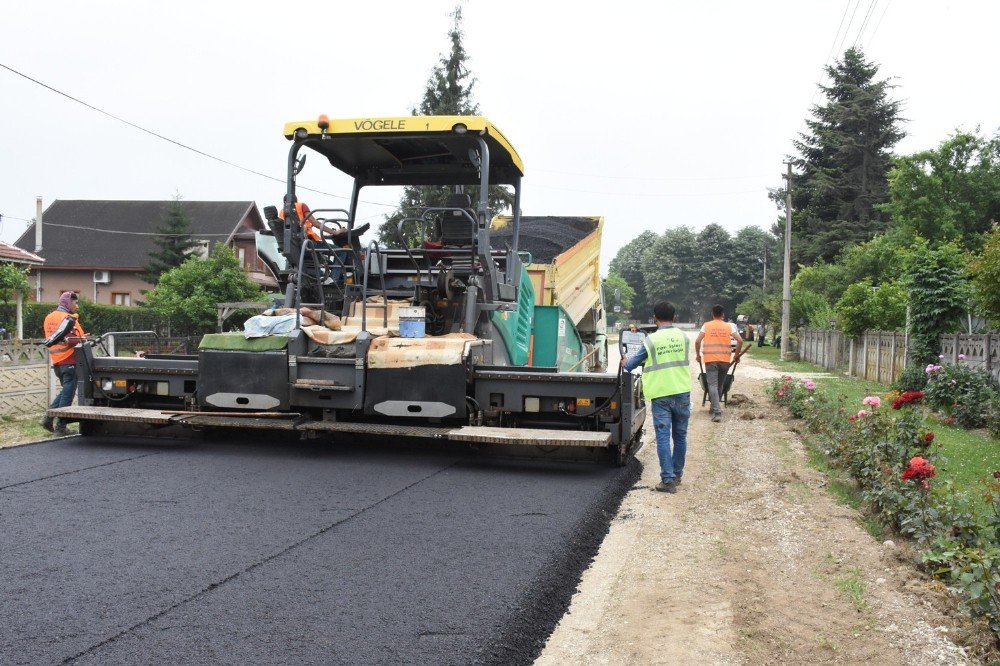 Düzce’de Asfalt Programı Aralıksız Devam Ediyor