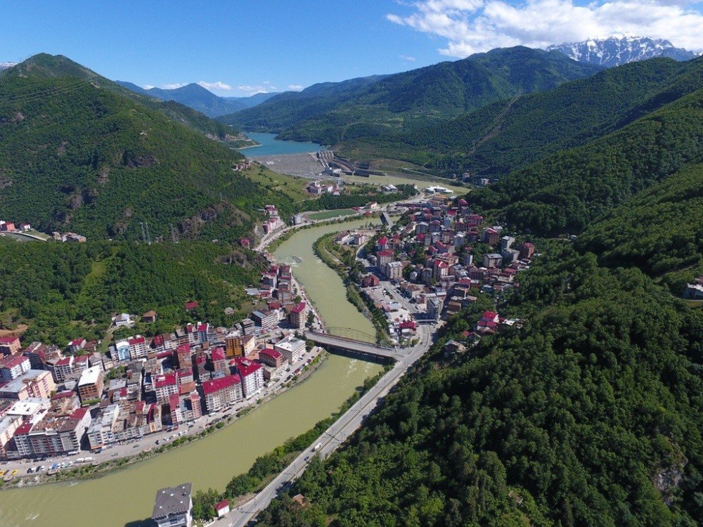 Artvin’in Borçka İlçesi İlk Kez Havadan Görüntülendi