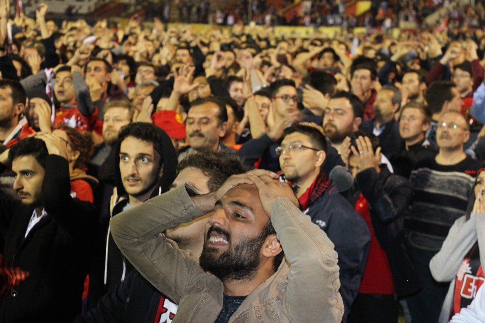 Eskişehirspor Cephesinde Hüzün Var