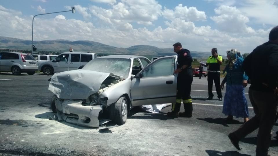 Kayseri’de Trafik Kazasında 6 Kişi Yaralandı