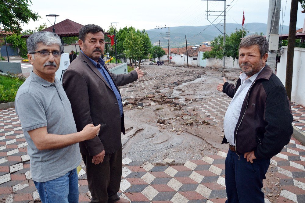 Selin Ardından Çamur Tabakası Kaldı