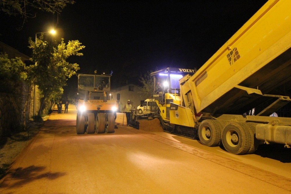 Bayburt Belediyesi’nden Gece Mesaisi